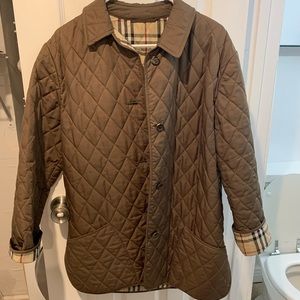 Burberry Olive Green Quilted Jacket unisex M